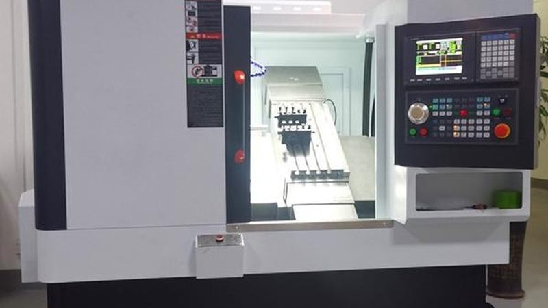 国产重型龙门加工中心选型：如何确保加工精度与效率